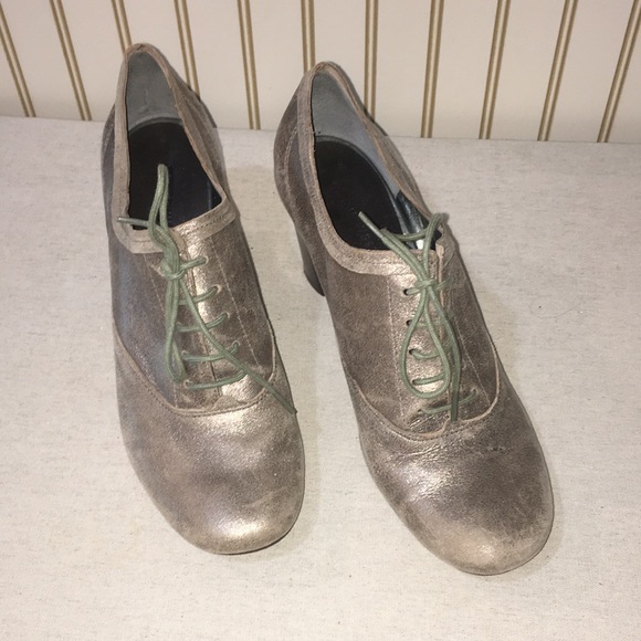 Heeled booties - Picture 2 of 4